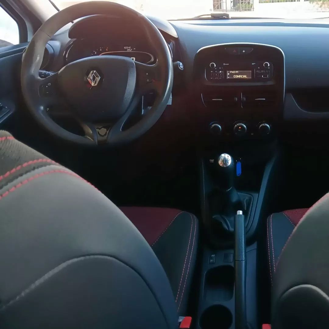 renault-clio-sport-tourer-2015-diesel-1461cc