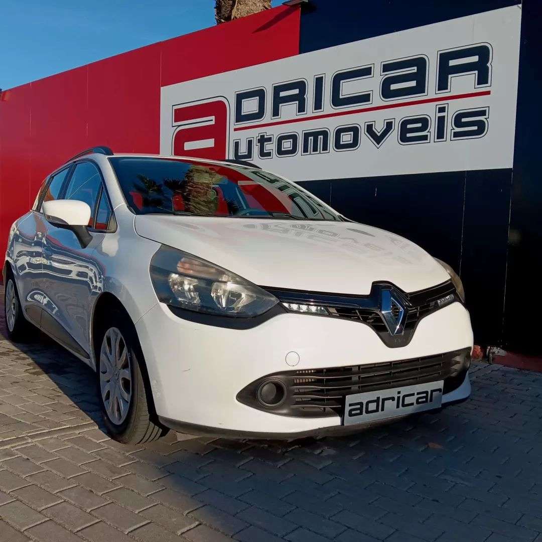 renault-clio-sport-tourer-2015-diesel-1461cc