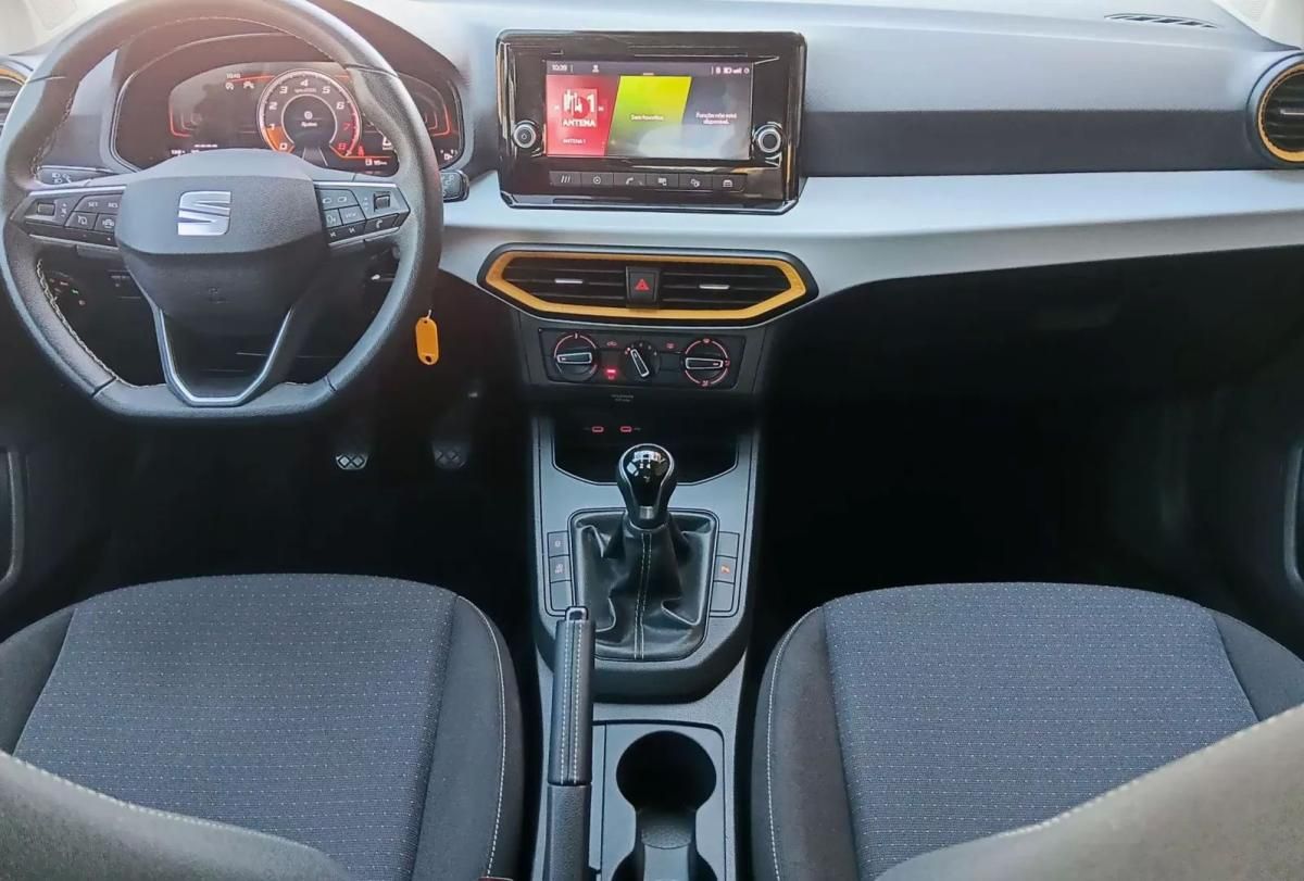 seat-ibiza-2023-gasolina-999cc