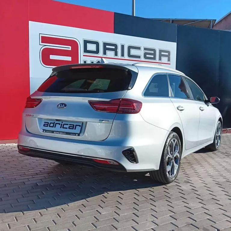 kia-ceed-sw-2021-diesel-1598cc