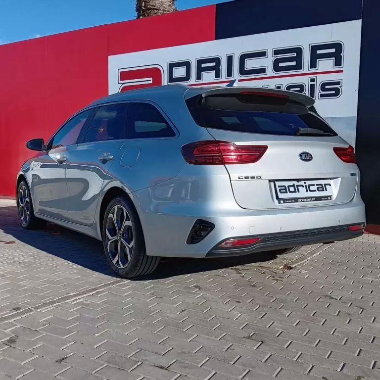 kia-ceed-sw-2021-diesel-1598cc