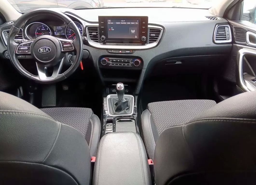 kia-ceed-sw-2021-diesel-1598cc