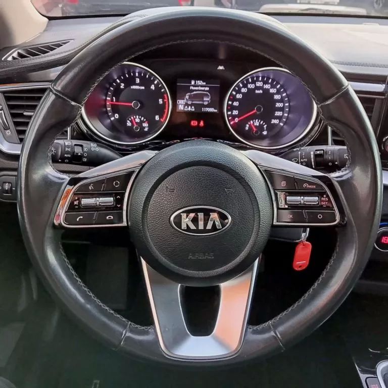kia-ceed-sw-2021-diesel-1598cc