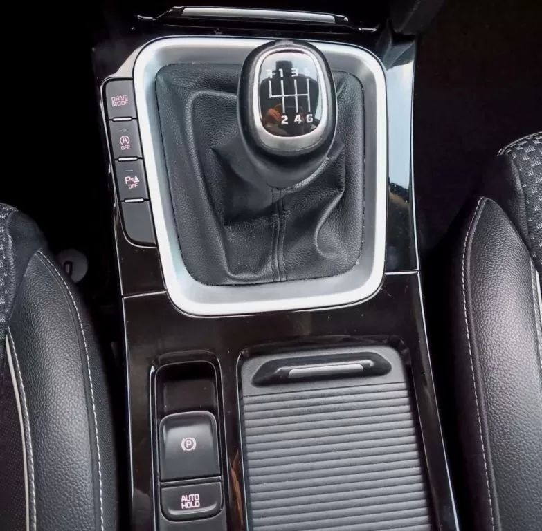 kia-ceed-sw-2021-diesel-1598cc