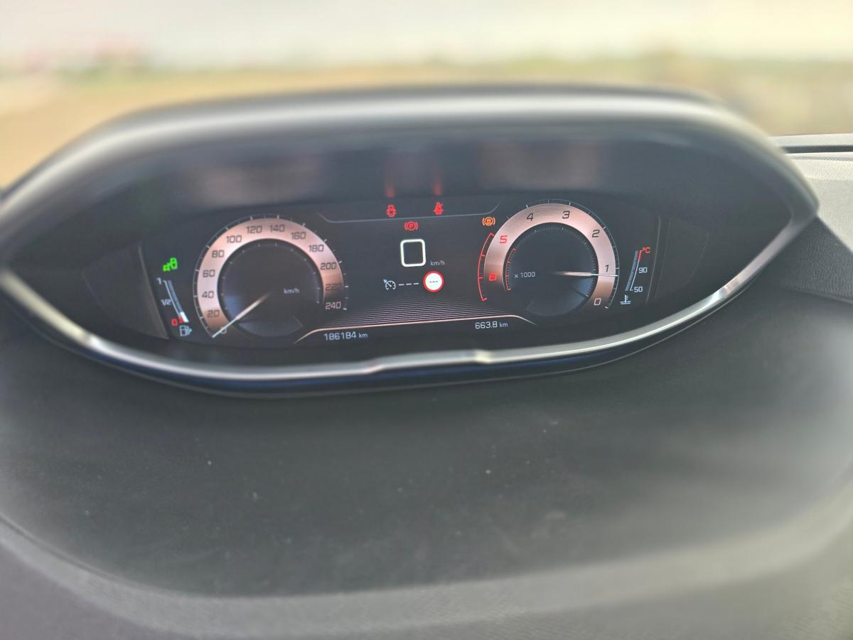 peugeot-3008-2017-diesel-1560cc