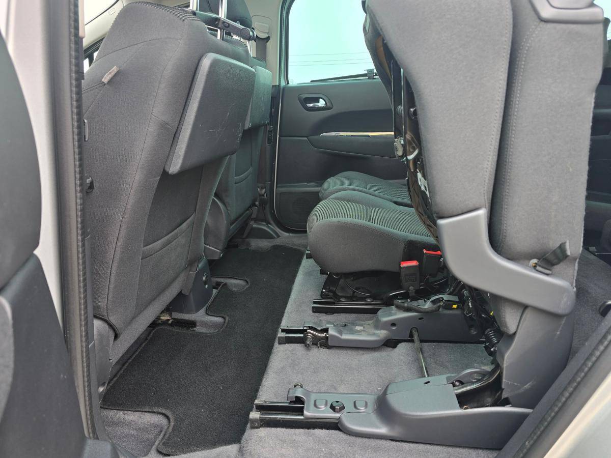 peugeot-5008-2015-diesel-1560cc