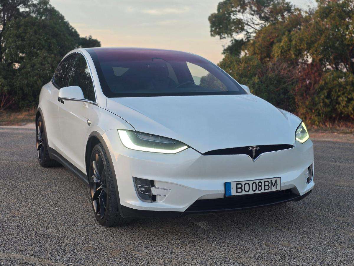 tesla-model-x-2019-eletrico-0cc