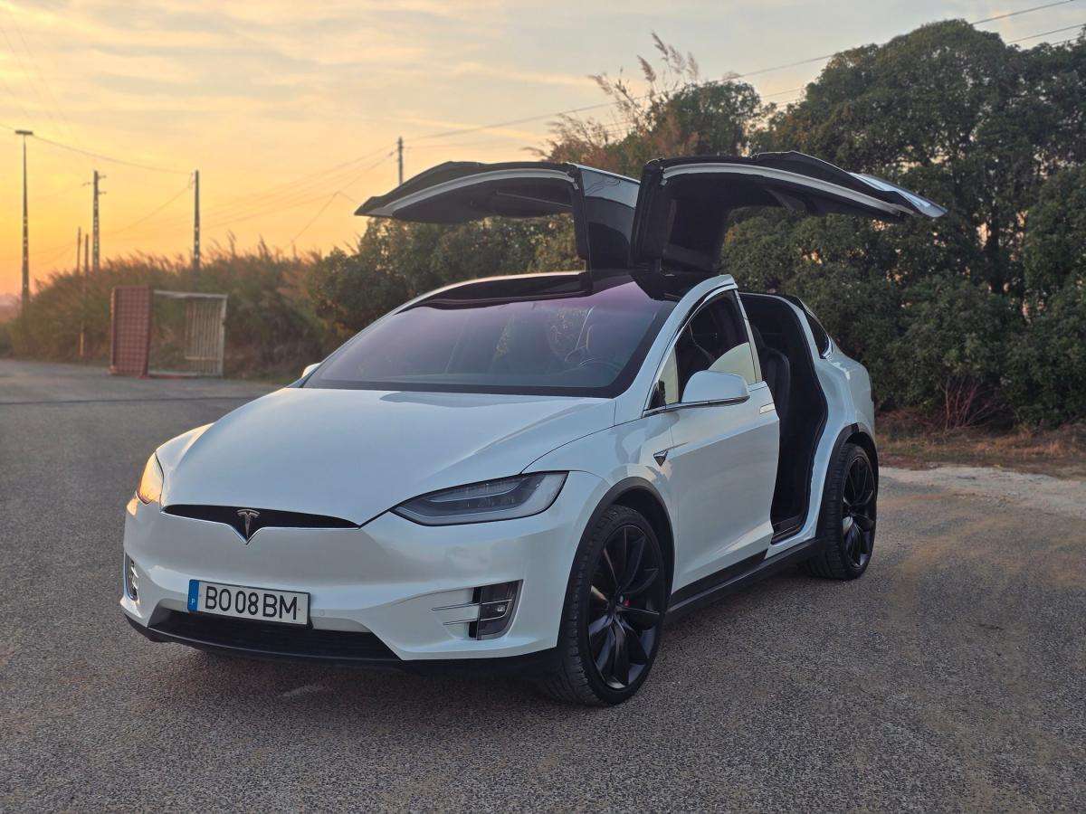 tesla-model-x-2019-eletrico-0cc
