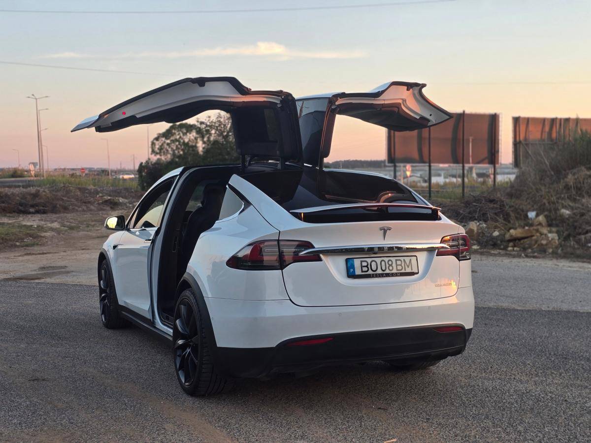tesla-model-x-2019-eletrico-0cc