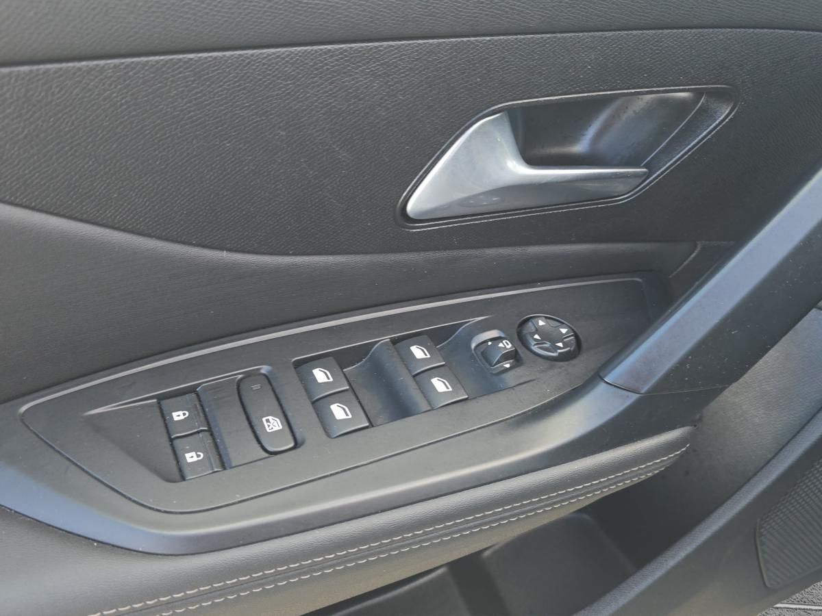 peugeot-408-2023-gasolina-1199cc