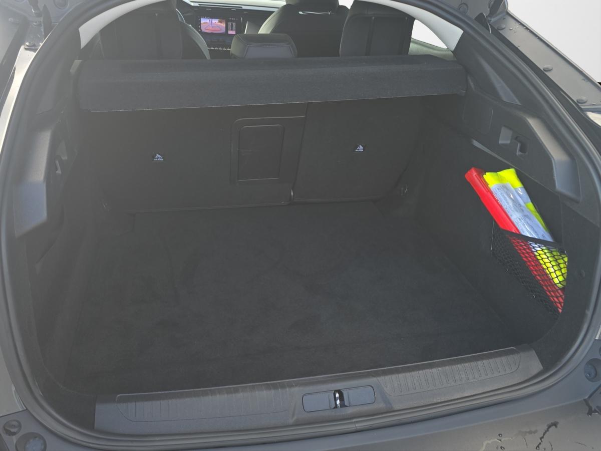 peugeot-408-2023-gasolina-1199cc