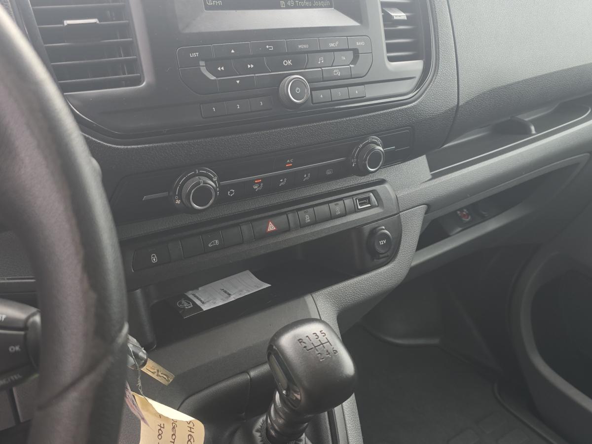 peugeot-expert-2019-diesel-1499cc