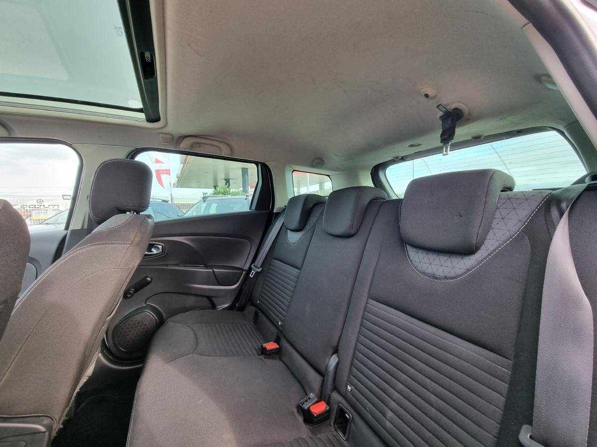 renault-clio-sport-tourer-2013-diesel-1461cc