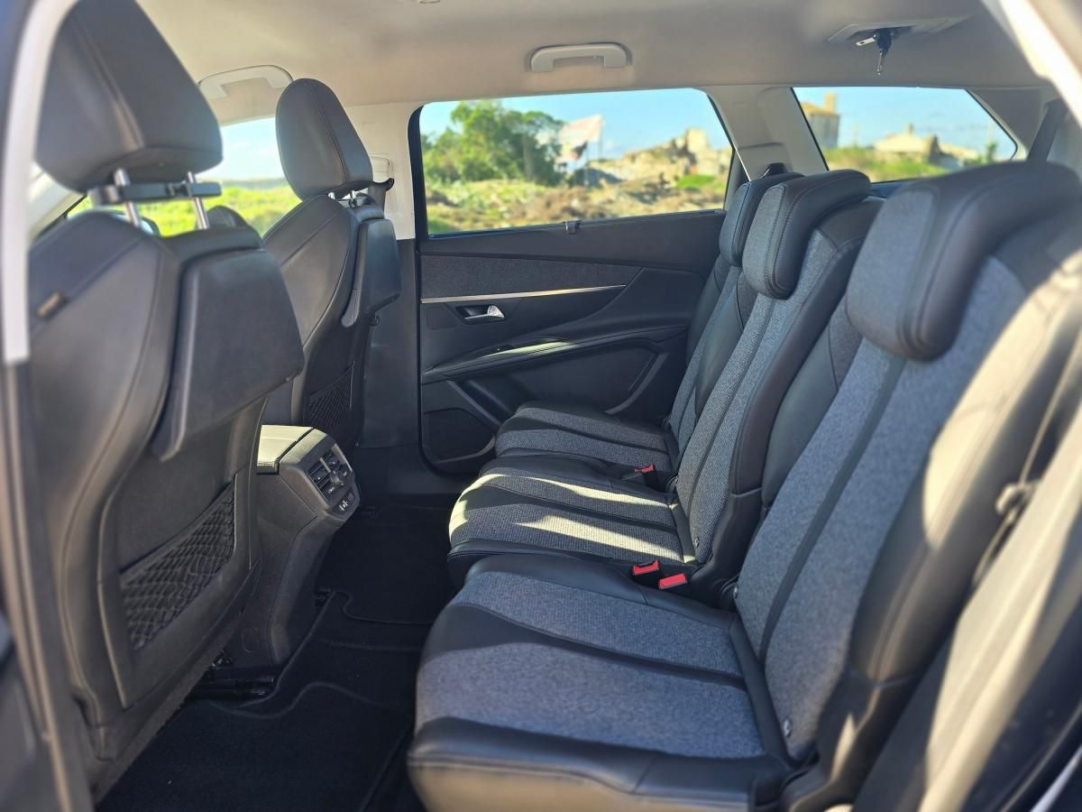 peugeot-5008-2017-diesel-1499cc