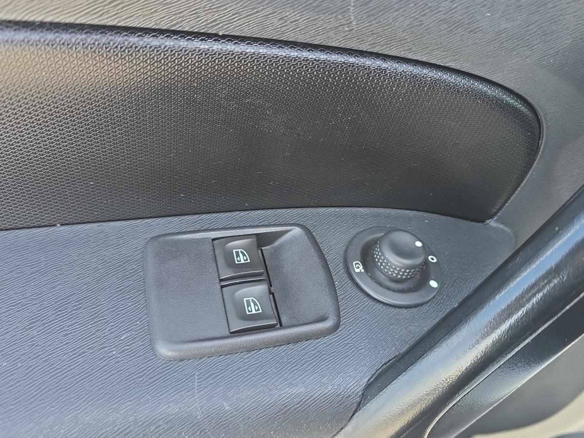 nissan-nv250-2019-diesel-1461cc