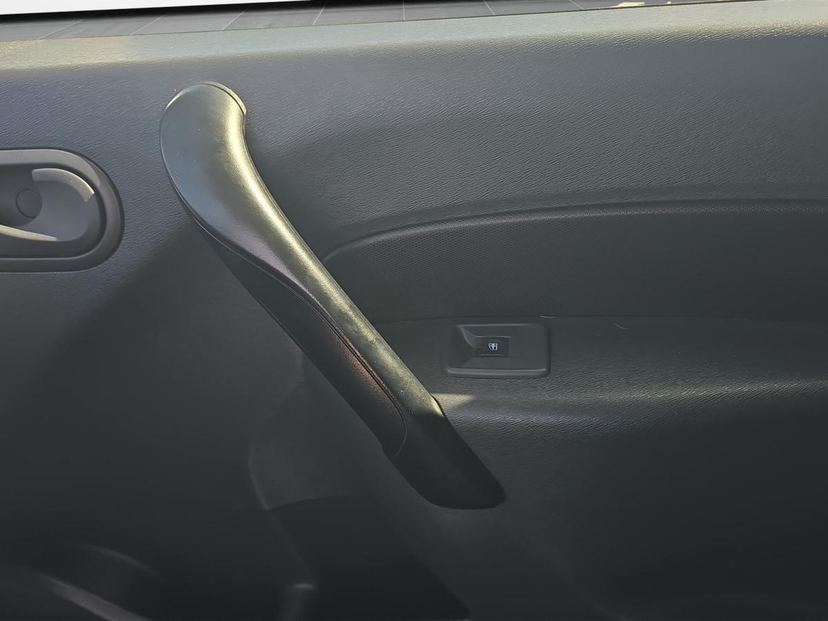 nissan-nv250-2019-diesel-1461cc