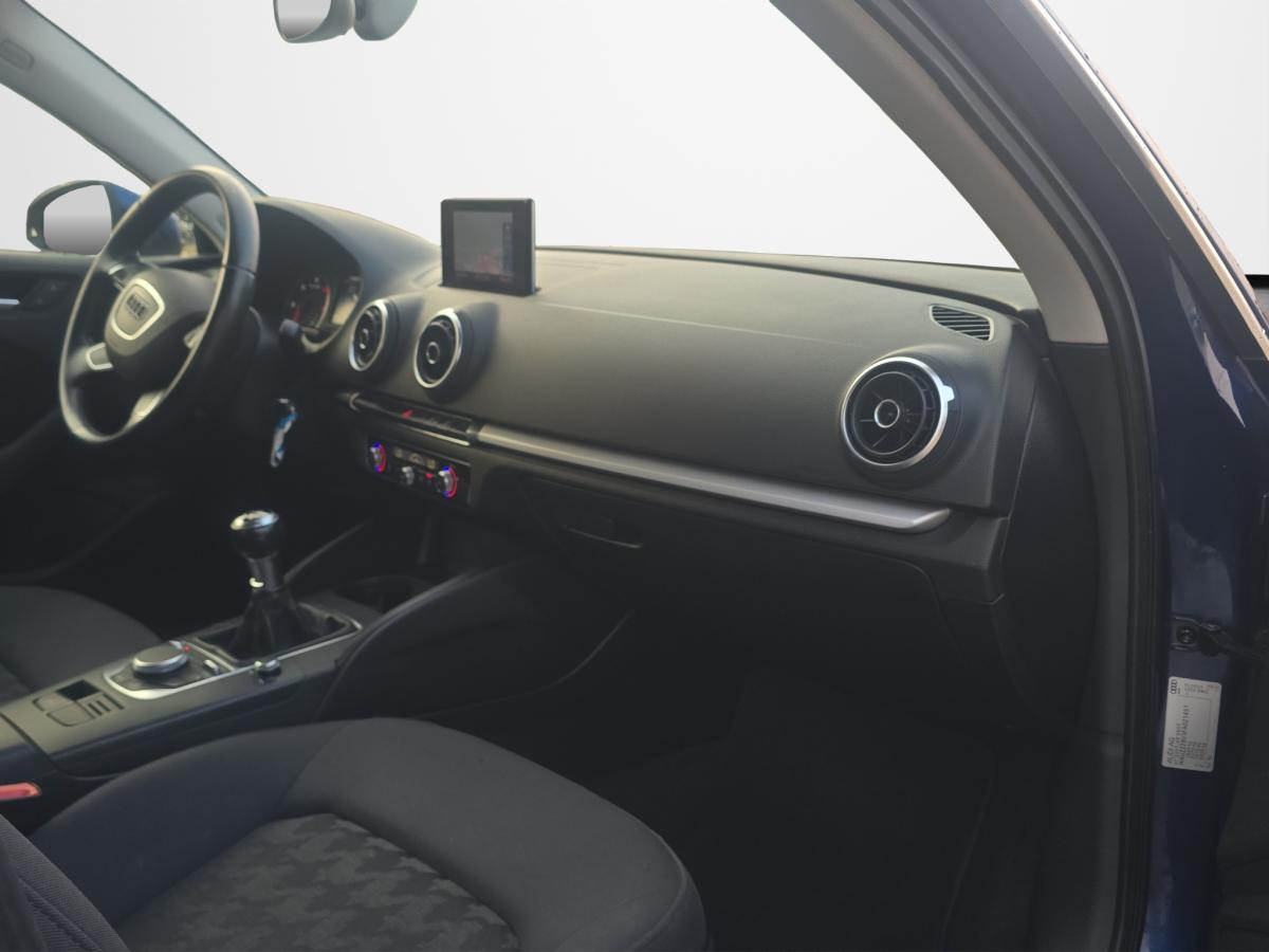 audi-a3-sportback-2015-diesel-1598cc