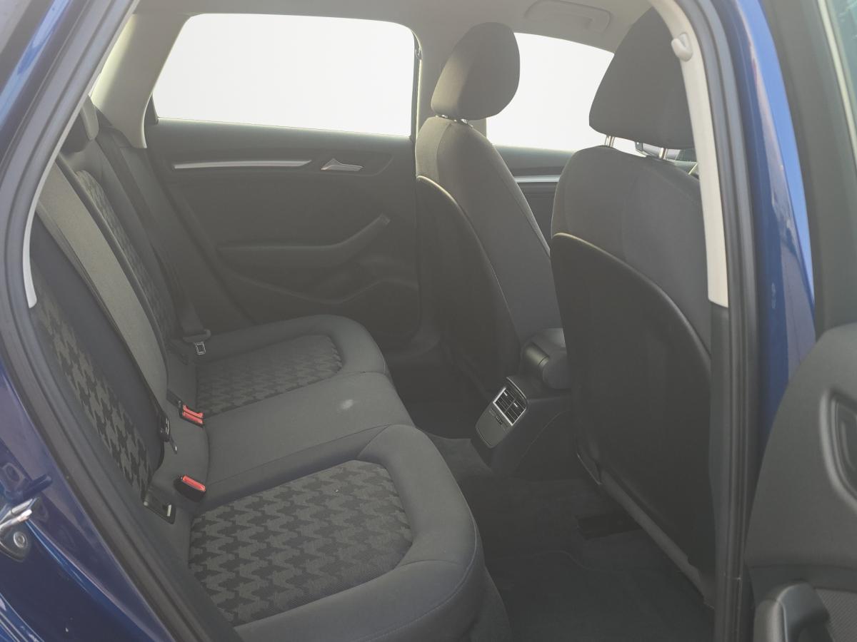 audi-a3-sportback-2015-diesel-1598cc