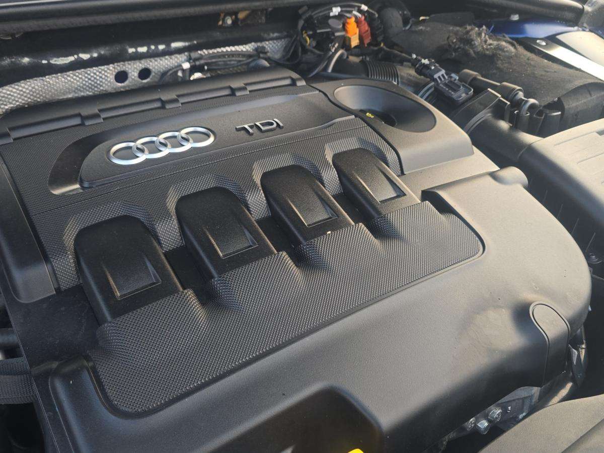 audi-a3-sportback-2015-diesel-1598cc