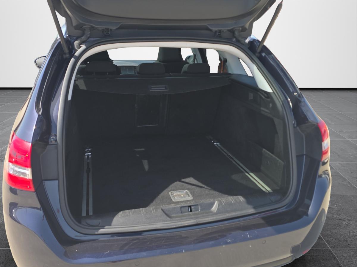 peugeot-308-sw-2015-diesel-1560cc