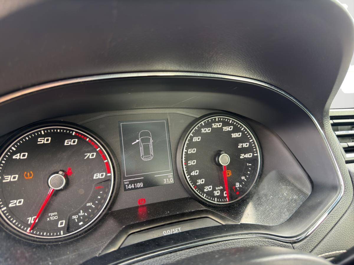 seat-arona-2018-diesel-1598cc