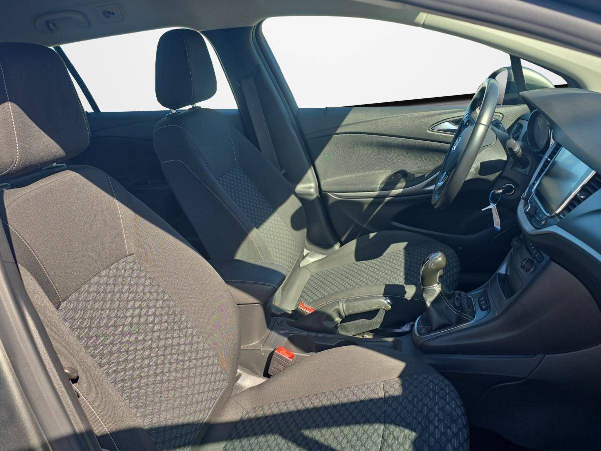 opel-astra-2018-gasolina-999cc