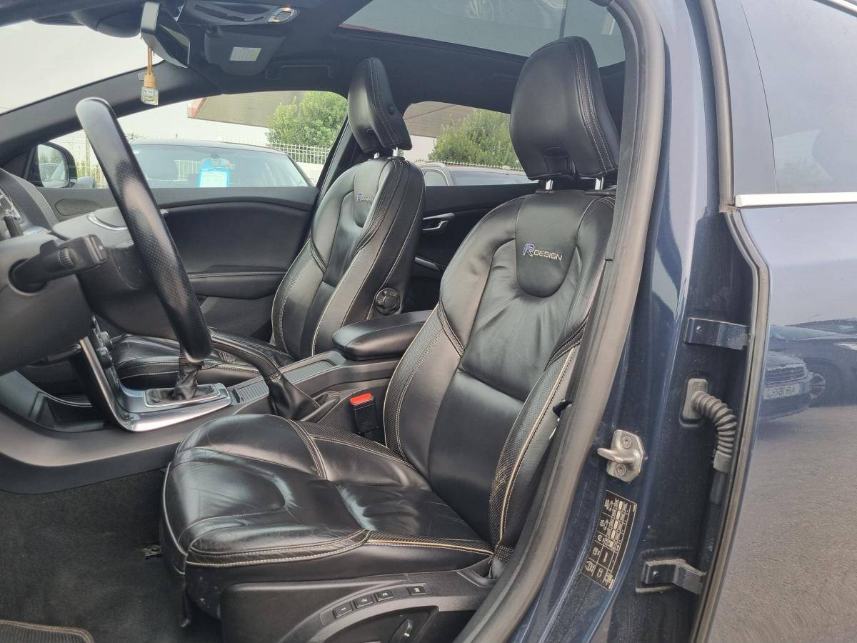 volvo-v40-2013-diesel-1560cc