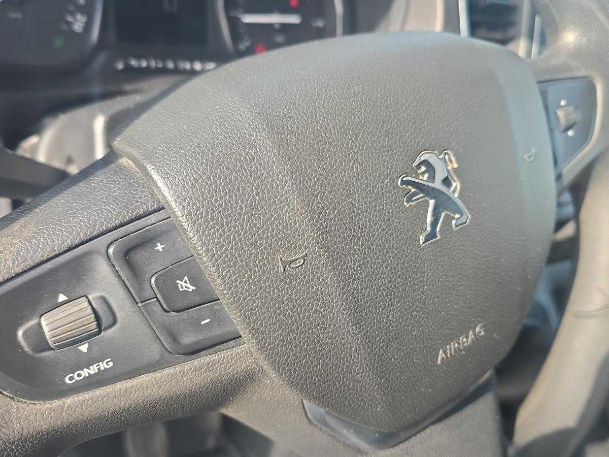 peugeot-expert-2020-diesel-1499cc