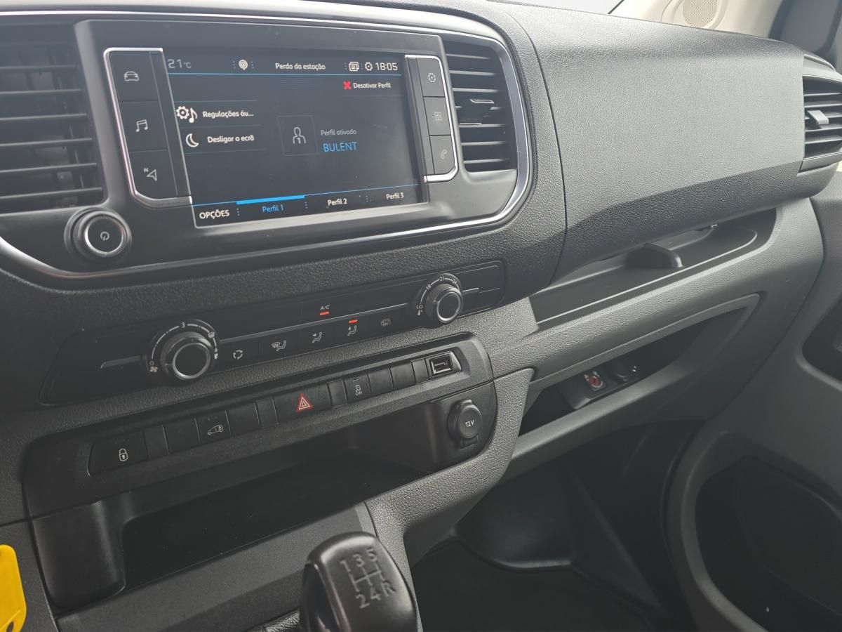 peugeot-expert-2018-diesel-1560cc