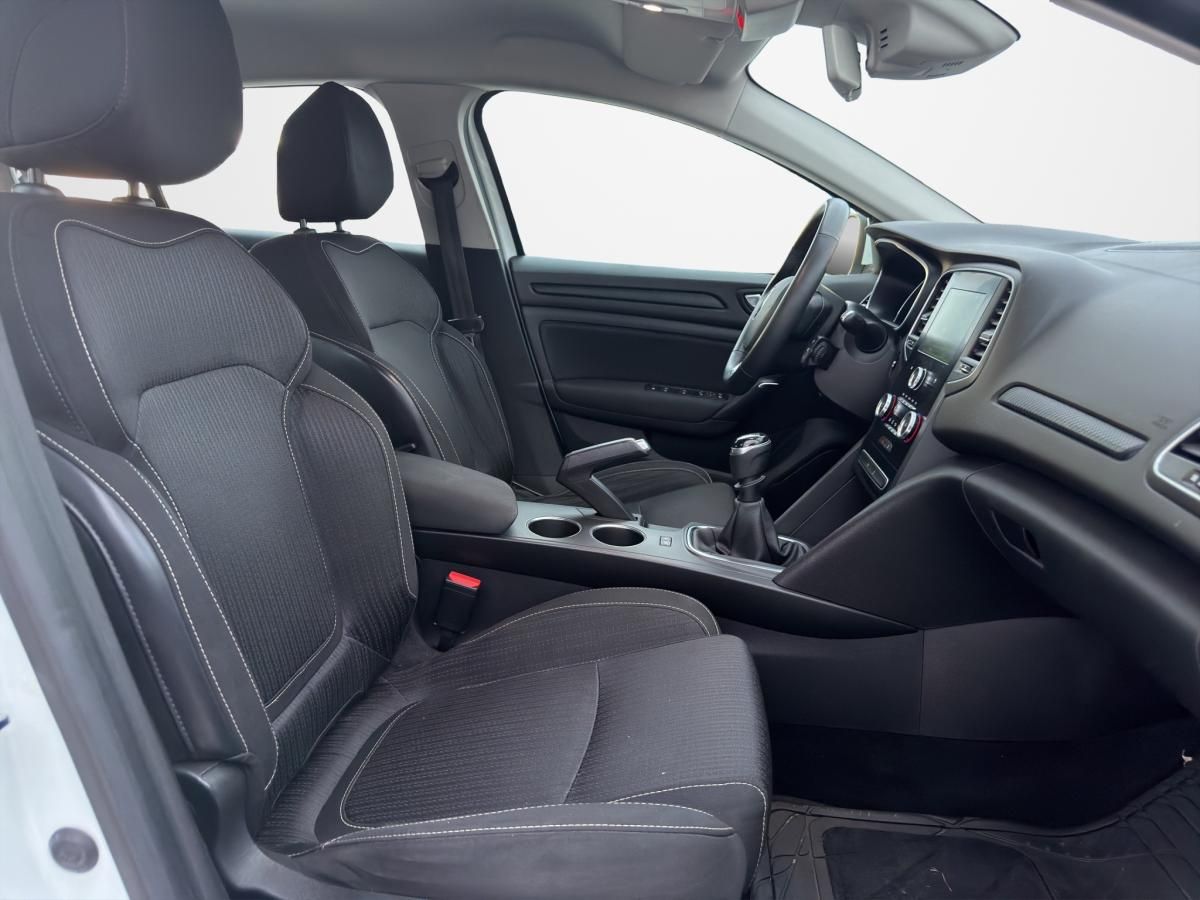 renault-megane-2017-diesel-1461cc
