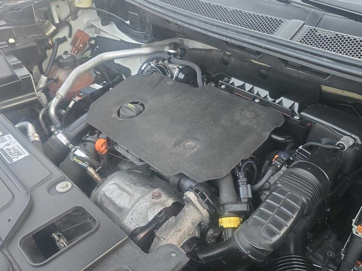 peugeot-3008-2019-diesel-1499cc