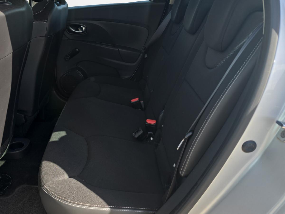 renault-clio-sport-tourer-2014-diesel-1461cc