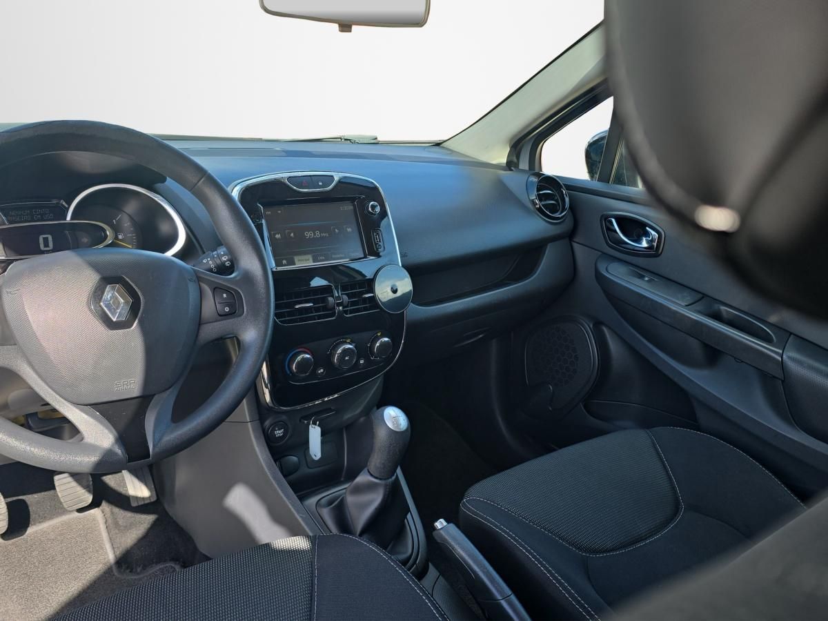 renault-clio-sport-tourer-2014-diesel-1461cc