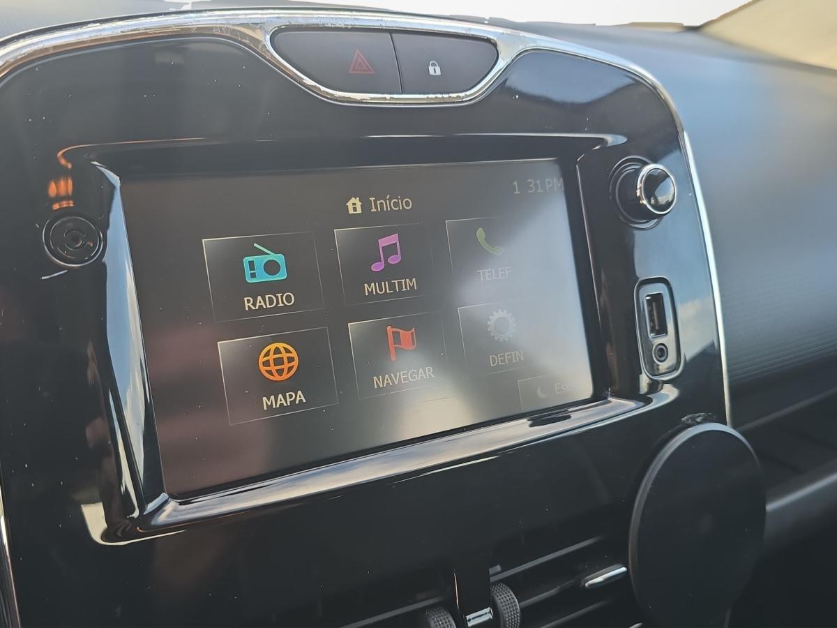 renault-clio-sport-tourer-2014-diesel-1461cc