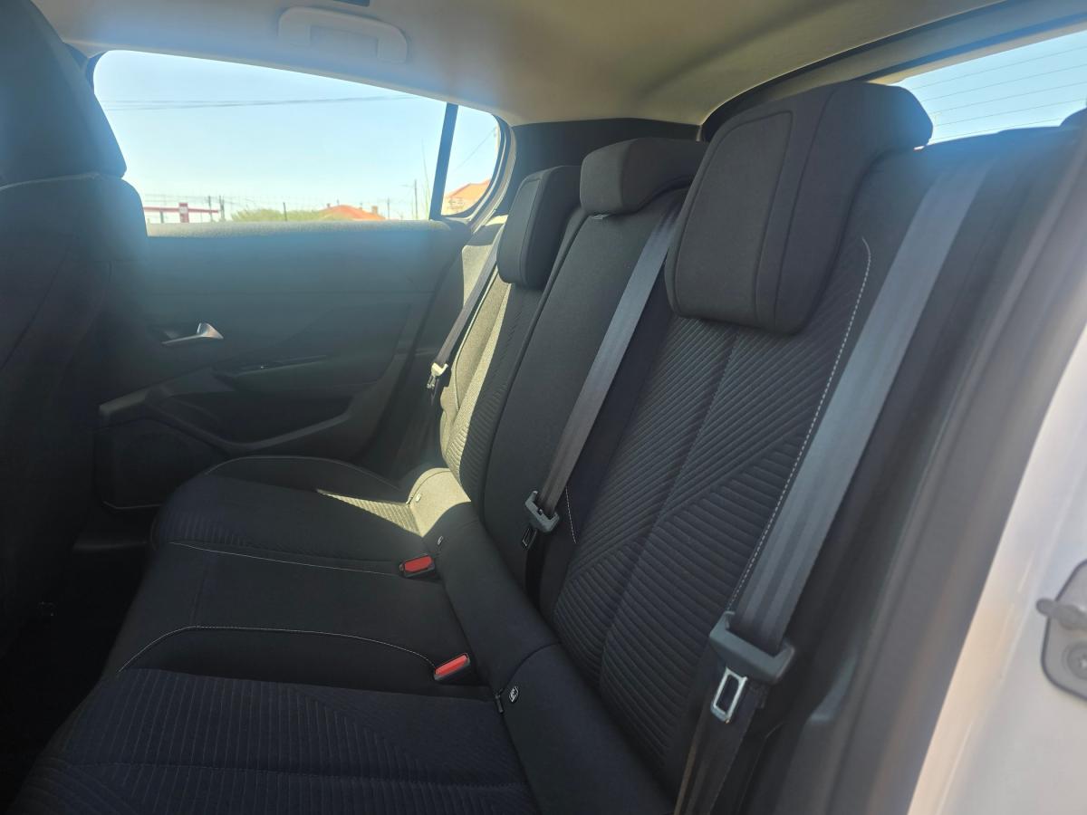 peugeot-308-2022-diesel-1499cc