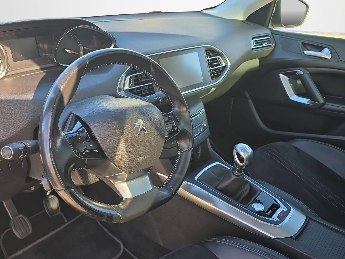 peugeot-308-sw-2016-diesel-1560cc