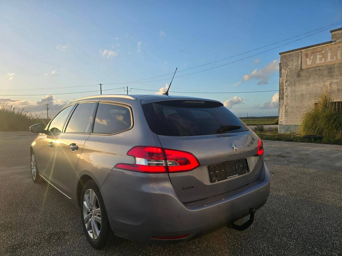 peugeot-308-2019-diesel-1499cc