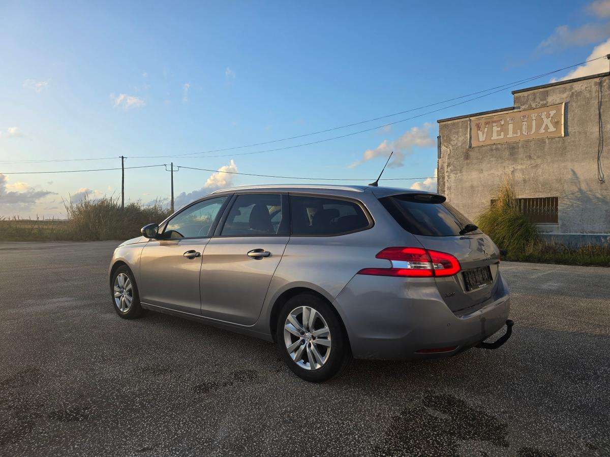 peugeot-308-2019-diesel-1499cc