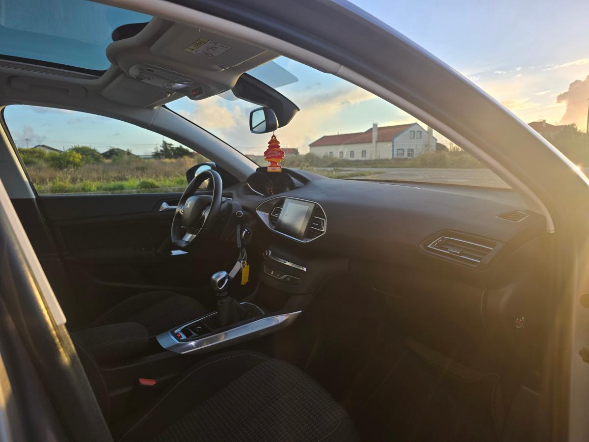 peugeot-308-2019-diesel-1499cc