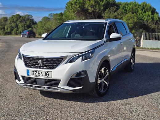 peugeot-5008-2019-diesel-1499cc