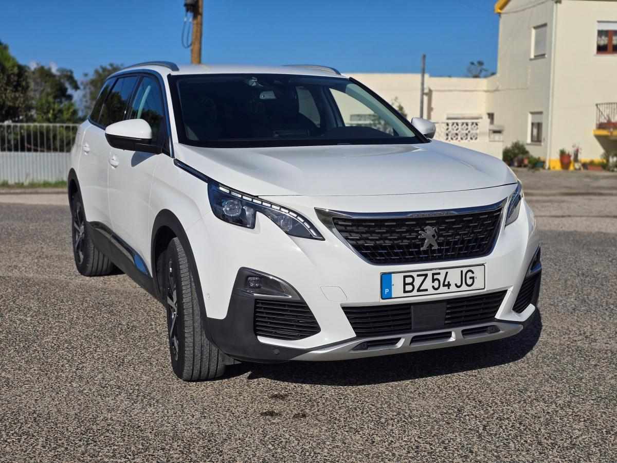 peugeot-5008-2019-diesel-1499cc
