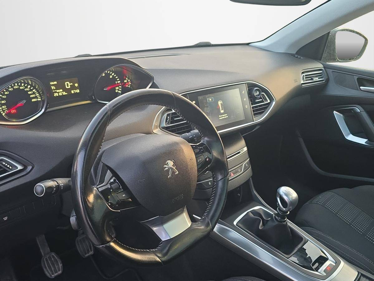 peugeot-308-sw-2017-diesel-1560cc