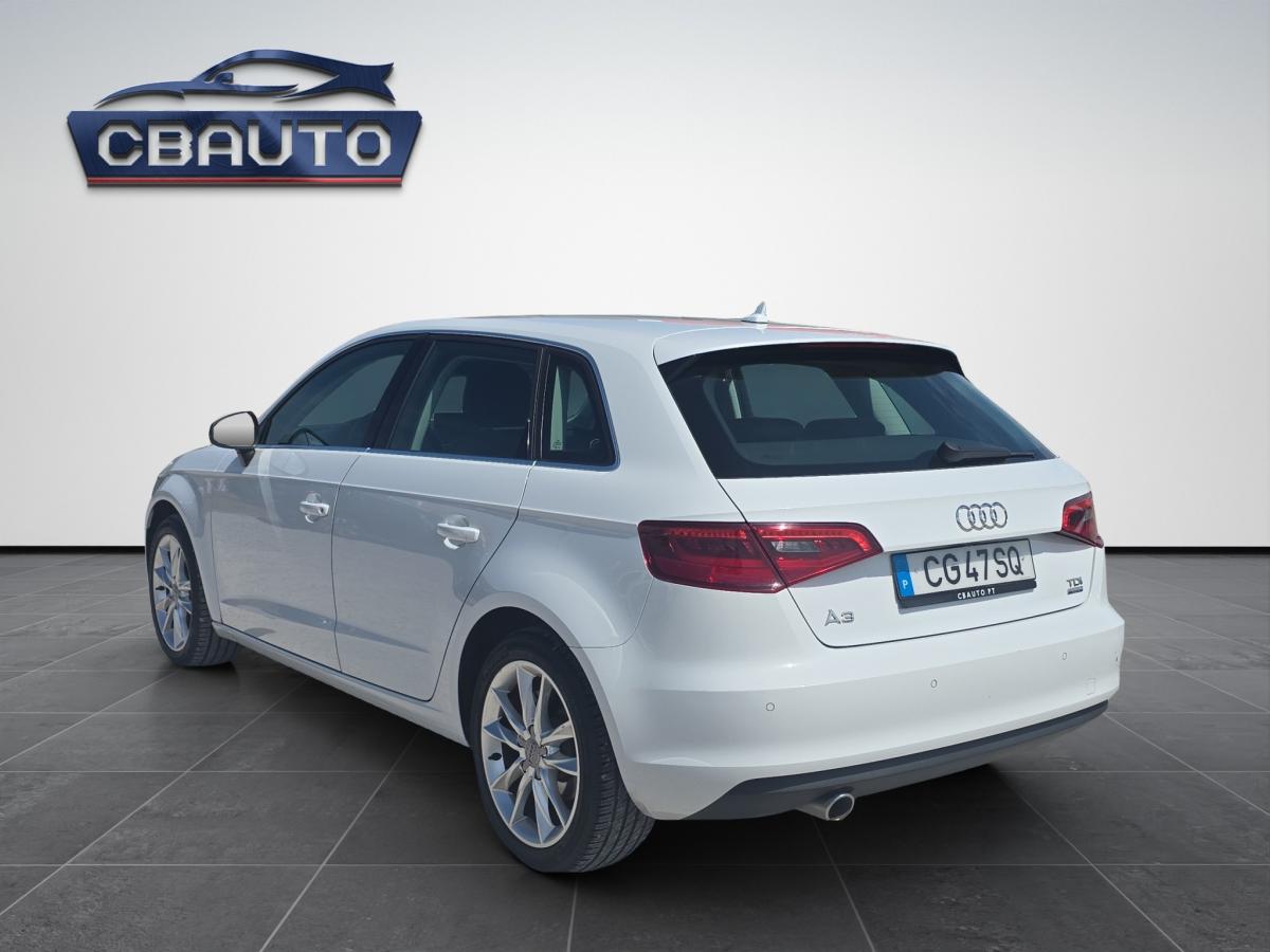 audi-a3-sportback-2015-diesel-1598cc