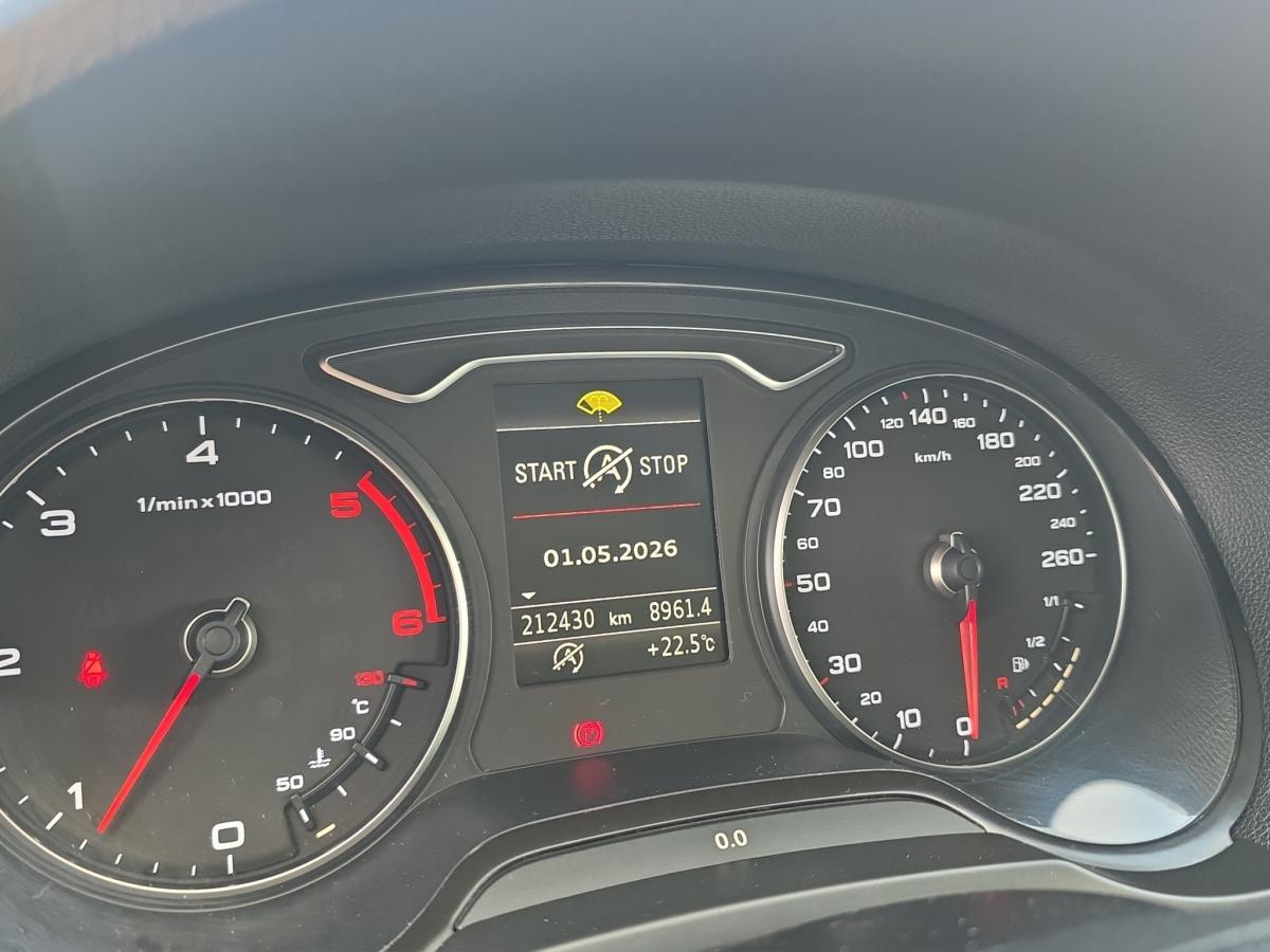 audi-a3-sportback-2015-diesel-1598cc