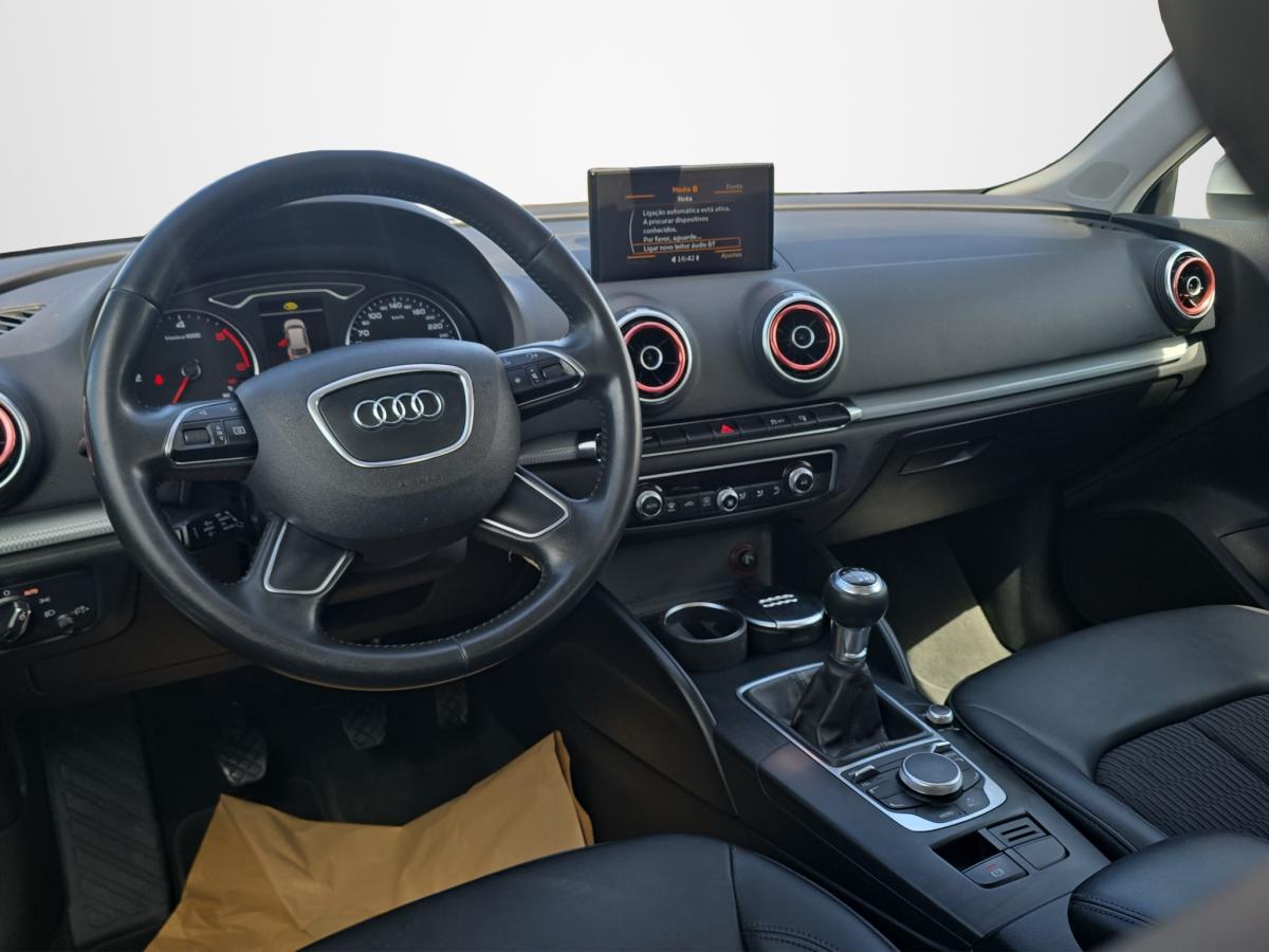 audi-a3-sportback-2015-diesel-1598cc
