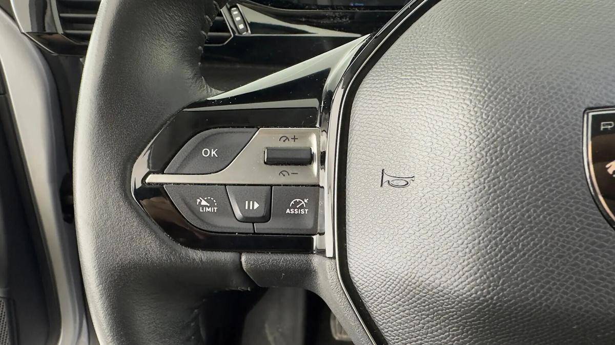 peugeot-308-sw-2022-gasolina-1199cc
