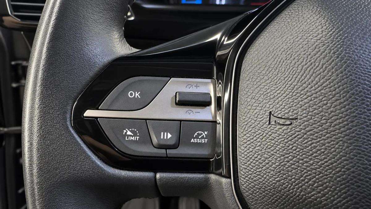 peugeot-308-sw-2022-gasolina-1199cc