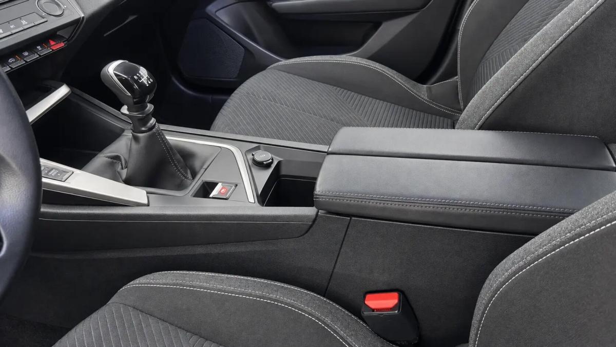 peugeot-308-sw-2022-gasolina-1199cc