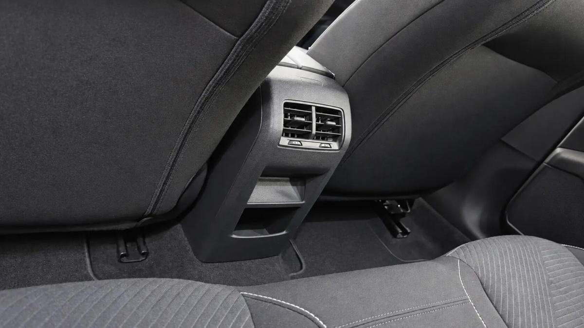 peugeot-308-sw-2022-gasolina-1199cc
