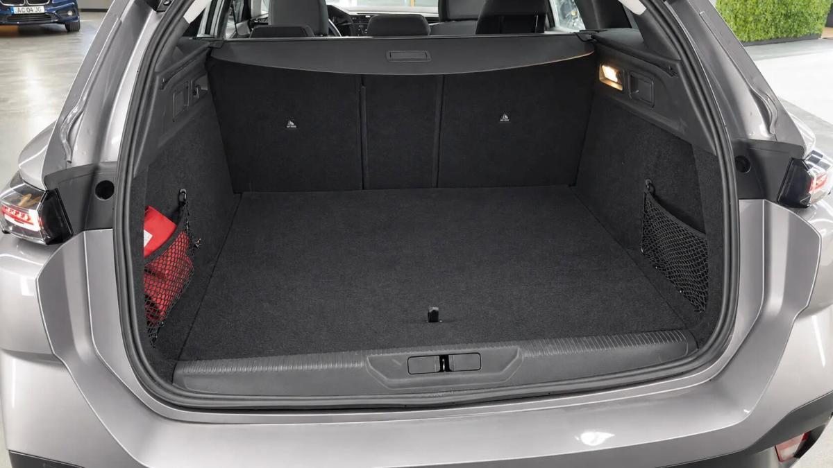 peugeot-308-sw-2022-gasolina-1199cc